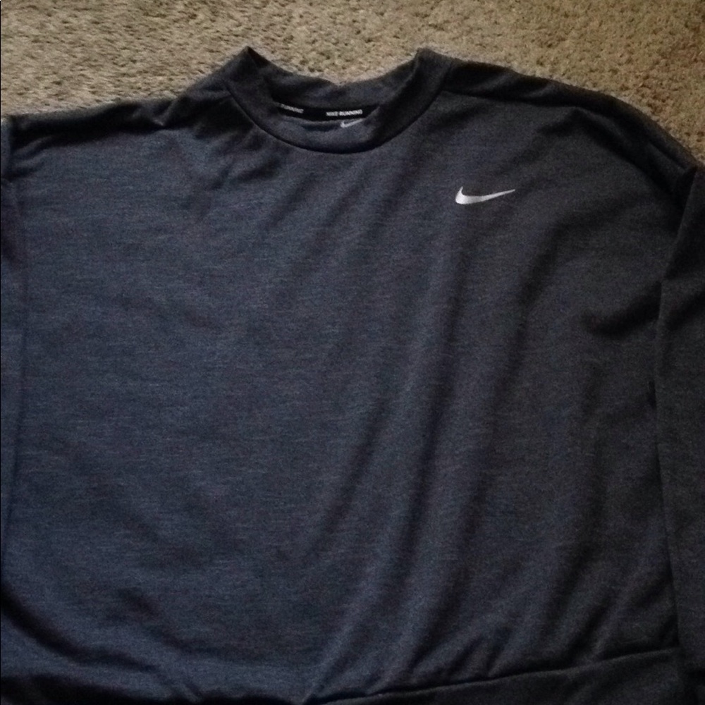 Nike dri fit crew